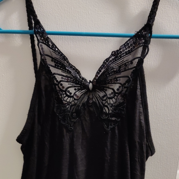 Black butterfly tank top - Picture 3 of 4